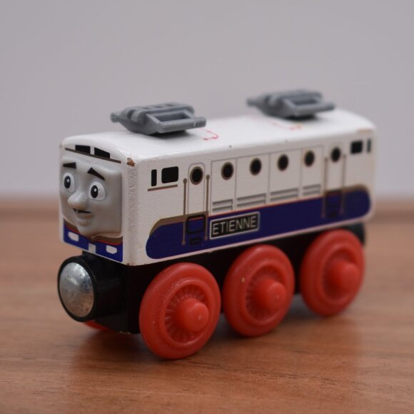 Etienne GHK12 - Thomas and Friends Wooden Railway Engine Trains 2012 Magnetic - Picture 4 of 8